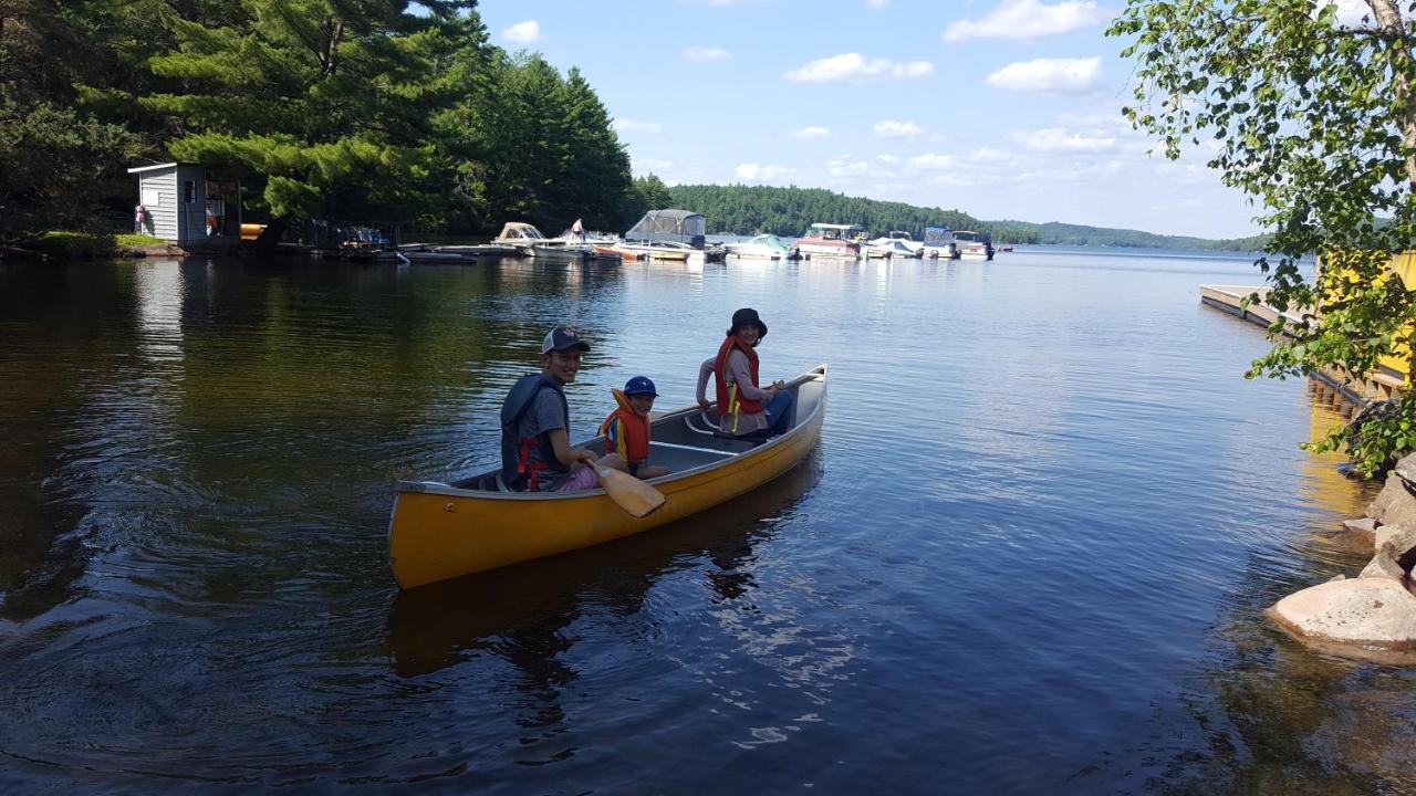 Algonquin Highlands Oakview Lodge & Marina المظهر الخارجي الصورة